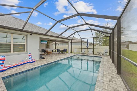 House in Spring Hill, Florida 4 bedrooms, 230.77 sq.m. № 1883081 - photo 29