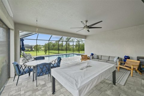 House in Spring Hill, Florida 4 bedrooms, 230.77 sq.m. № 1883081 - photo 25