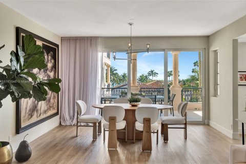 Condominio en venta en Miami Beach, Florida, 3 dormitorios, 190.36 m2 № 1985422 - foto 2