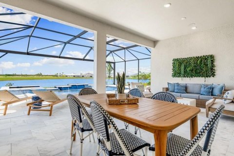 House in Sarasota, Florida 3 bedrooms, 214.23 sq.m. № 2096338 - photo 15