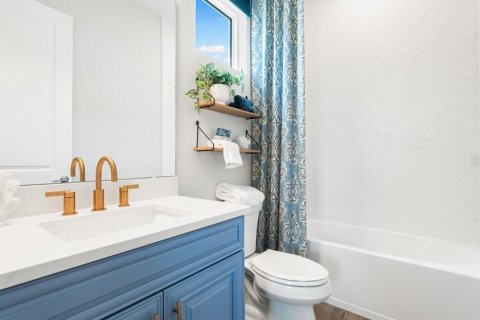 House in Sarasota, Florida 3 bedrooms, 214.23 sq.m. № 2096338 - photo 13