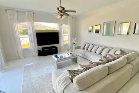Casa en alquiler en Ocala, Florida, 3 dormitorios, 218.51 m2 № 1882894 - foto 4