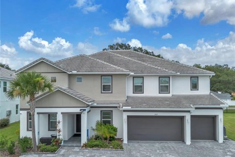 House in Kissimmee, Florida 15 bedrooms, 609.16 sq.m. № 1813477 - photo 1