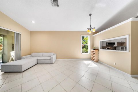 Touwnhouse à louer à Delray Beach, Floride: 3 chambres, 137.87 m2 № 2154618 - photo 6
