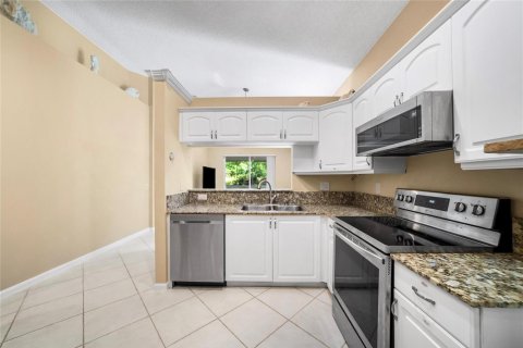 Touwnhouse à louer à Delray Beach, Floride: 3 chambres, 137.87 m2 № 2154618 - photo 10
