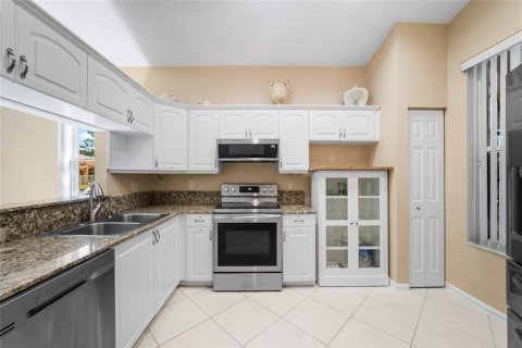 Touwnhouse à louer à Delray Beach, Floride: 3 chambres, 137.87 m2 № 2154618 - photo 12