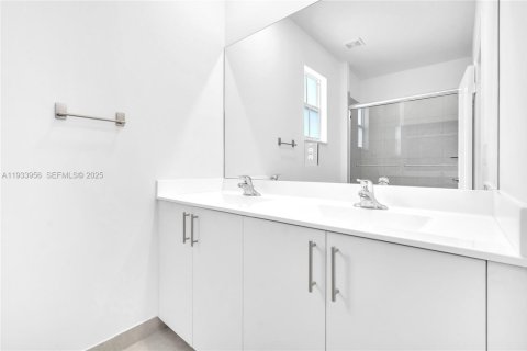 Adosado en alquiler en Coral Springs, Florida, 3 dormitorios, 124.86 m2 № 1992251 - foto 23