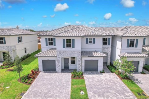 Adosado en alquiler en Coral Springs, Florida, 3 dormitorios, 124.86 m2 № 1992251 - foto 1