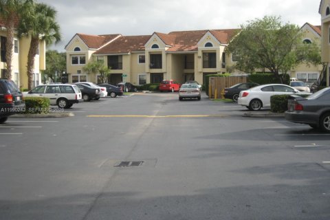 Снять в аренду кондоминиум в Майами, Флорида 1 спальня, 51.84м2, № 2052151 - фото 19