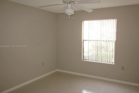 Снять в аренду кондоминиум в Майами, Флорида 1 спальня, 51.84м2, № 2052151 - фото 4