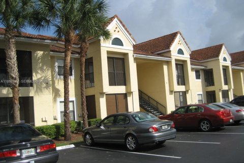 Кондоминиум с 1 спальней в Майами, Флорида № 2052151