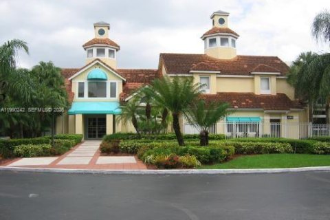 Снять в аренду кондоминиум в Майами, Флорида 1 спальня, 51.84м2, № 2052151 - фото 12