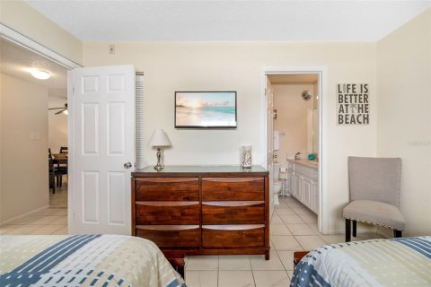 Condo in Sarasota, Florida, 2 bedrooms  № 1844440 - photo 17