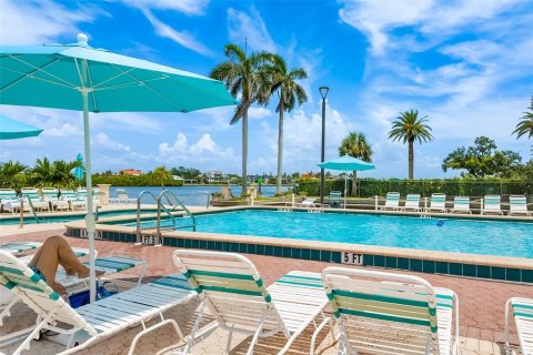 Condo in Sarasota, Florida, 2 bedrooms  № 1844440 - photo 23