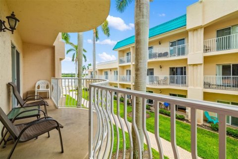 Condo in Sarasota, Florida, 2 bedrooms  № 1844440 - photo 20