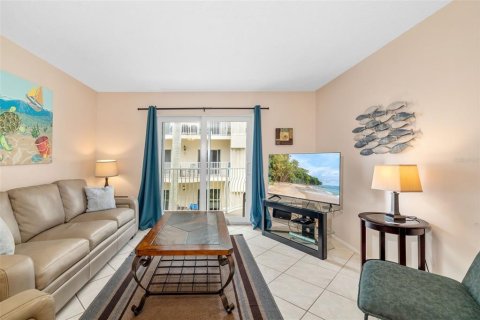 Condo in Sarasota, Florida, 2 bedrooms  № 1844440 - photo 15