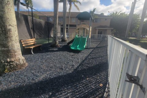 Condominio en venta en Doral, Florida, 2 dormitorios, 106.84 m2 № 1695993 - foto 20