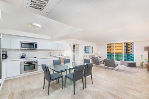 Снять в аренду кондоминиум в Майами-Бич, Флорида 3 спальни, 181.35м2, № 2022985 - фото 20