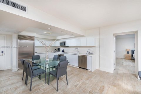 Снять в аренду кондоминиум в Майами-Бич, Флорида 3 спальни, 181.35м2, № 2022985 - фото 5