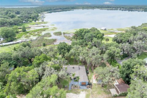 Villa ou maison à Ocklawaha, Floride 4 chambres, 204.01 m2 № 2150220