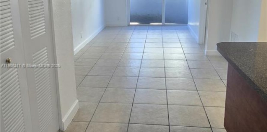 Apartment in Cutler Bay, Florida 1 bedroom, 52.03 sq.m. № 1956878