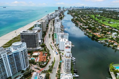 Condominio en venta en Miami Beach, Florida, 3 dormitorios, 129.13 m2 № 1923449 - foto 3