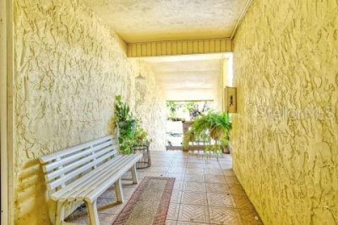 Condominio en venta en Sarasota, Florida, 1 dormitorio, 71.35 m2 № 1620388 - foto 4