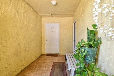 Condominio en venta en Sarasota, Florida, 1 dormitorio, 71.35 m2 № 1620388 - foto 3