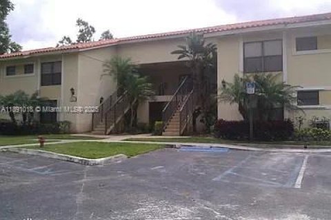 Condo in West Palm Beach, Florida, 2 bedrooms № 2169755