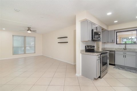 Condominio en venta en Orlando, Florida, 3 dormitorios, 123.93 m2 № 1776640 - foto 9