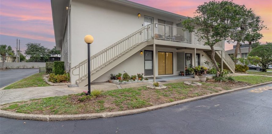 Condominio en Orlando, Florida, 3 dormitorios № 1776640