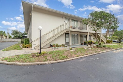 Condo in Orlando, Florida, 3 bedrooms  № 1776640 - photo 2