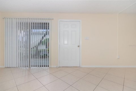 Condo in Orlando, Florida, 3 bedrooms  № 1776640 - photo 4