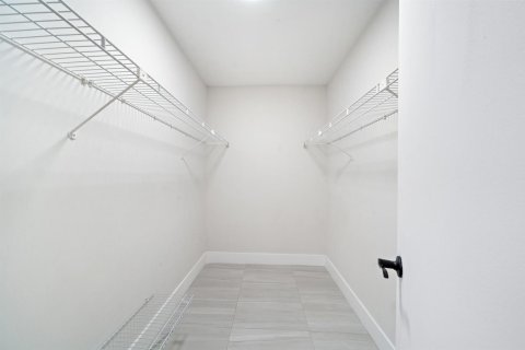 Condo in Margate, Florida, 1 bedroom  № 2147241 - photo 14