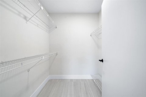 Condo in Margate, Florida, 1 bedroom  № 2147241 - photo 11