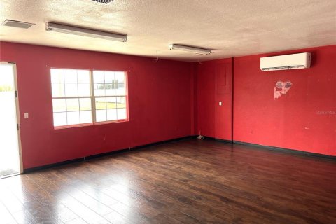 Propiedad comercial en alquiler en Arcadia, Florida, 1205.41 m2 № 1272919 - foto 6