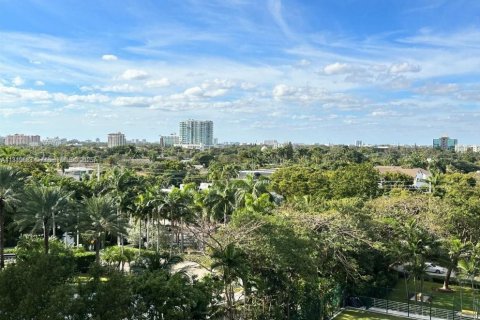 Copropriété à louer à Miami, Floride: 3 chambres, 151.99 m2 № 1852296 - photo 14