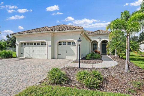 House in Bradenton, Florida 3 bedrooms, 232.53 sq.m. № 2367088