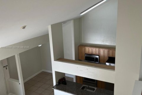 Condo in Miami, Florida, 2 bedrooms  № 1996480