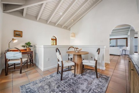 Casa en venta en Palm Harbor, Florida, 5 dormitorios, 319.03 m2 № 2323069 - foto 28