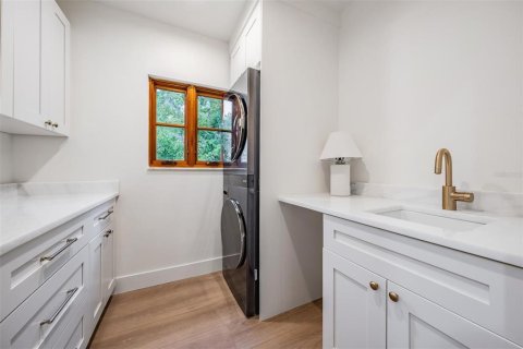 Casa en venta en Palm Harbor, Florida, 5 dormitorios, 319.03 m2 № 2323069 - foto 25