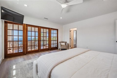 Casa en venta en Palm Harbor, Florida, 5 dormitorios, 319.03 m2 № 2323069 - foto 11