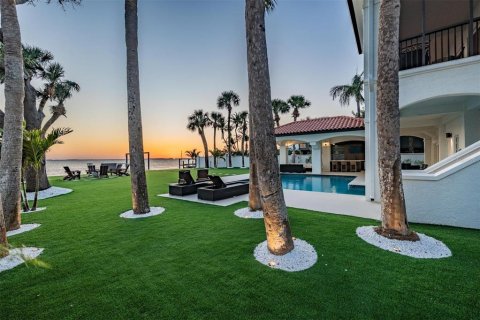 Casa en venta en Palm Harbor, Florida, 5 dormitorios, 319.03 m2 № 2323069 - foto 3