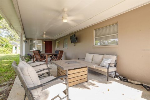 House in Clearwater, Florida 4 bedrooms, 148.46 sq.m. № 1832794 - photo 23