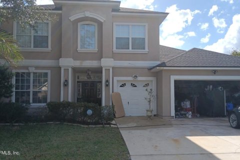 House in Orange Park, Florida 5 bedrooms, 277.59 sq.m. № 863049 - photo 1