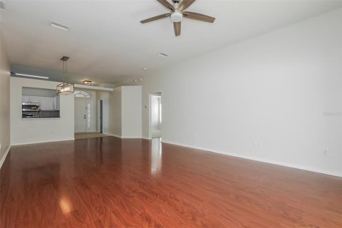 Casa en venta en Wesley Chapel, Florida, 4 dormitorios, 154.68 m2 № 2141259 - foto 3