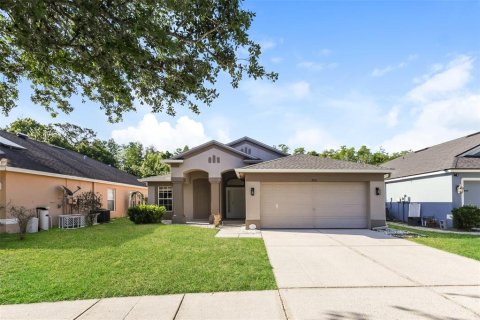 House in Wesley Chapel, Florida 4 bedrooms, 154.68 sq.m. № 2141259