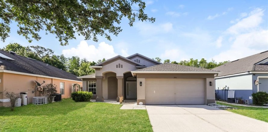 Casa en Wesley Chapel, Florida 4 dormitorios, 154.68 m2 № 2141259