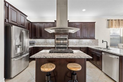 House in LAKEWOOD NATIONAL in Lakewood Ranch, Florida 6 bedrooms, 353.77 sq.m. № 1734260 - photo 15