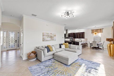 House in LAKEWOOD NATIONAL in Lakewood Ranch, Florida 6 bedrooms, 353.77 sq.m. № 1734260 - photo 7